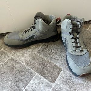 Altra Lone Peak Hiker